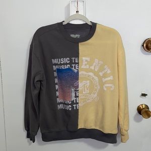 ✨MTV sweatshirt